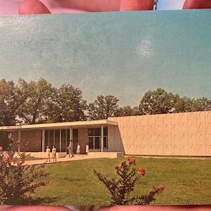 Fabelhafte Vintage RPPC Postkarte von Memorial Library am College of the Ozarks in Clarksville, Arkansas