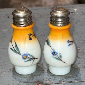 Lovely Antique Victorian Handpainted Creased Neck Milk Glass Salt & Pepper Shakers
