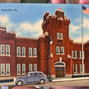 Fantastische Antike Leinen Postkarte von Armory in Pottsville, Pennsylvania