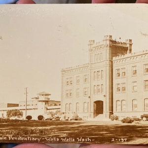 Beautiful Antique Black & White RPPC of State Penitentiary a Walla Walla, Washington dal 1952