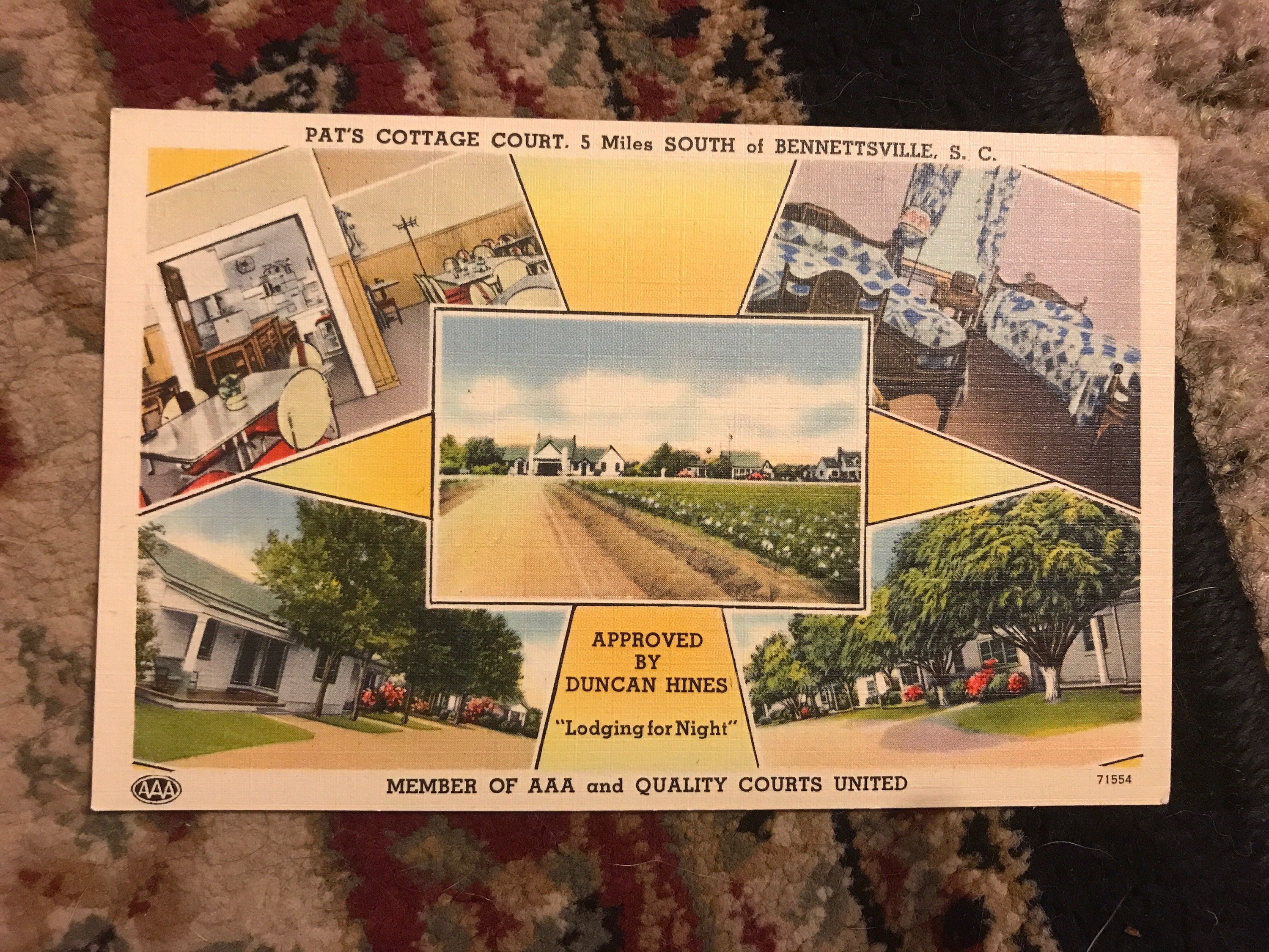 Lovely Linen Postcard of Pat’s Cottage Court in Bennettsville, South Carolina Duncan Hines