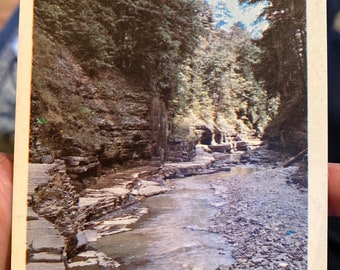Antike RPPC Postkarte von der Schlucht am oberen Eingang von Watkins Glen in der Finger Seen Region - New York