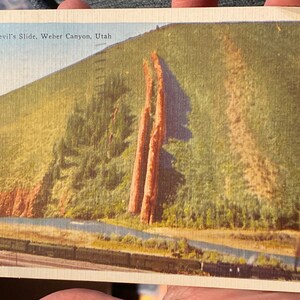 Bella cartolina di lino antico di Devil's Slide nel Weber Canyon, Utah 1946