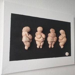 Venus of Willendorf, canvas leinwand relief skulptur