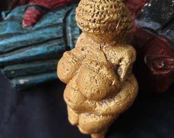 Goldene Venus von Willendorf schonste replica, 11cm hoch wie original gemacht, alle süßeste prähistorische Frau