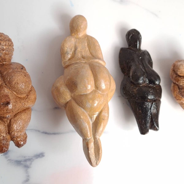 Venus von Willendorf, die Venus von Lespuque, Die Venus von Hohle Fells, Die Venus von Dolní Věstonice - set!!!