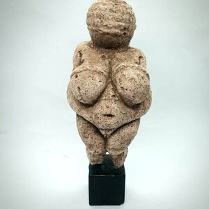 Venus von Willendorf, Österreich, Vilendorfska venera Female, replika replica Austria figur Skulptur Parastone prehistoric, mother Goddess image 2