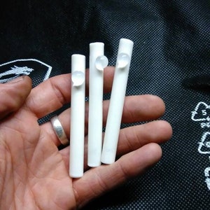 White glass one hitter pipe (please read description)