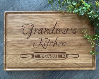 Mother's Day, Grandma's Kitchen where Kids eat free, Beautiful cutting board, Engraved, Best Mom, Grandmother, Solid Wood, Kitchen Decor