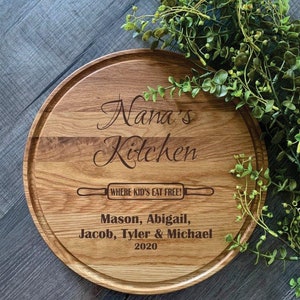 Nana's Kitchen Cutting Board,Grandma,Round,Personalized,Custom,Walnut,Cherry,Hard Maple,White Oak,Reversible,Mother's Day,Grandparent's Day, White Oak