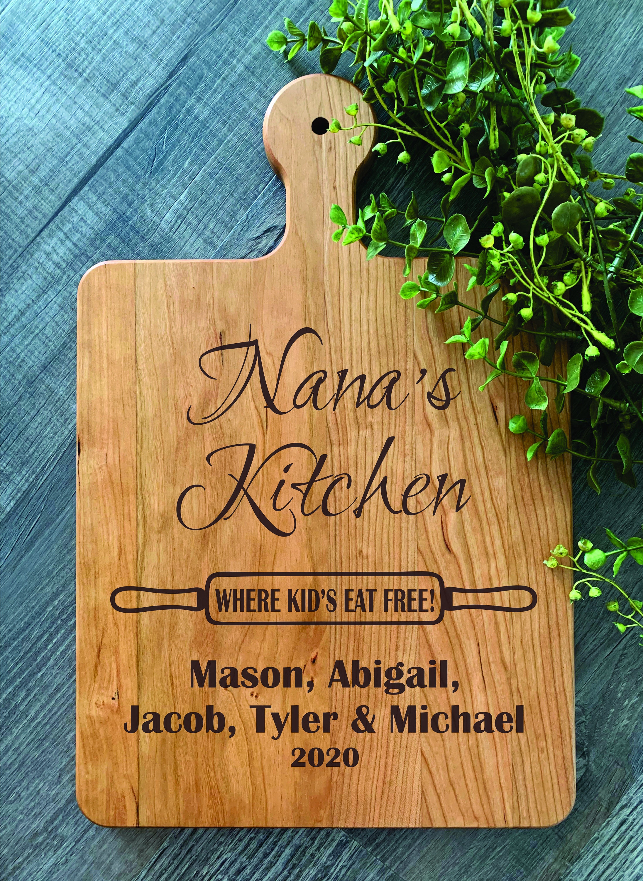 Personalized Cutting Board - Nana's Kitchen