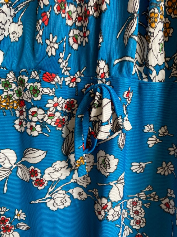 1970s Off the Shoulder Blue Floral Maxi Dress - image 10