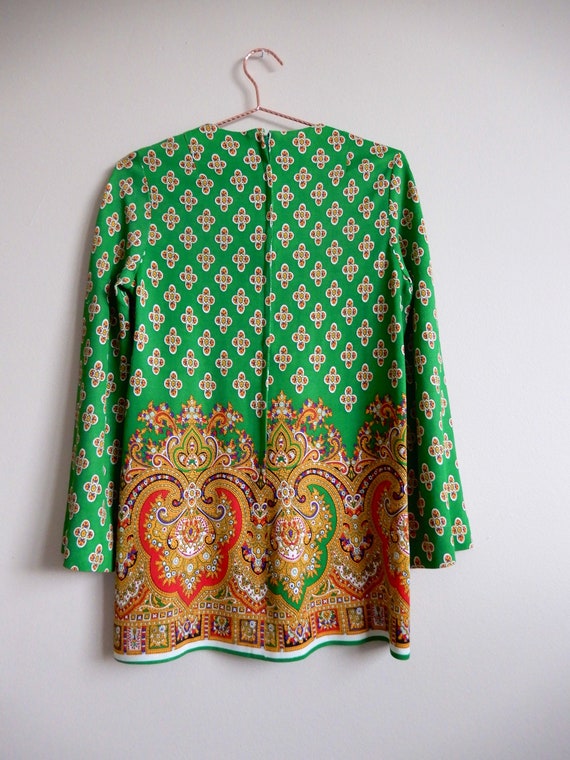 1970s Psychedelic Paisley Mister Robert Vintage T… - image 5