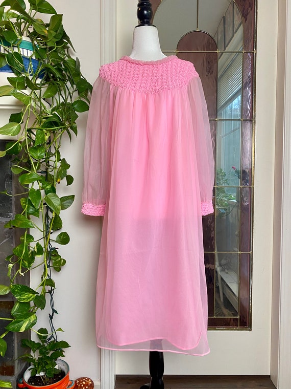 1960s Pink Sheer Sleeve Nightgown - image 2