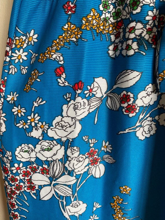 1970s Off the Shoulder Blue Floral Maxi Dress - image 7