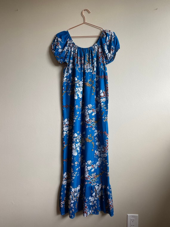 1970s Off the Shoulder Blue Floral Maxi Dress - image 6