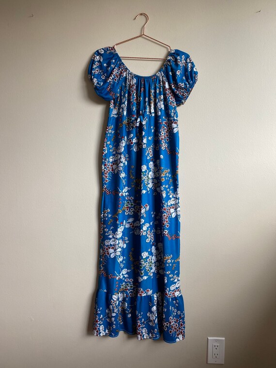 1970s Off the Shoulder Blue Floral Maxi Dress - image 5