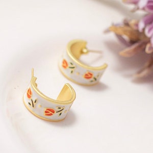Tulip Detailed Mini Hoop Earrings image 1