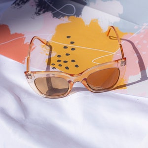 Transparent Beige Dish Cat Eye Sunglasses image 5