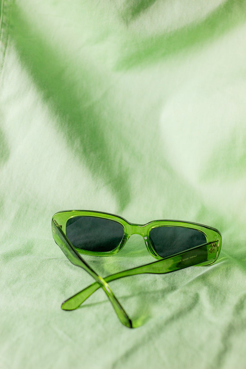 Transparent Green Rounded Rectangle 90s Look Sunglasses image 2