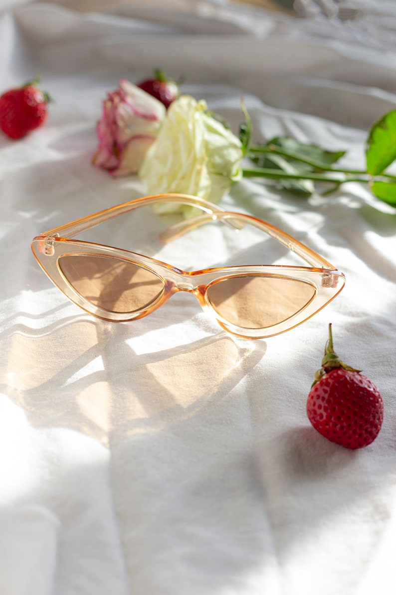 Transparent Beige Weighted Cat Eye Sunglasses image 4