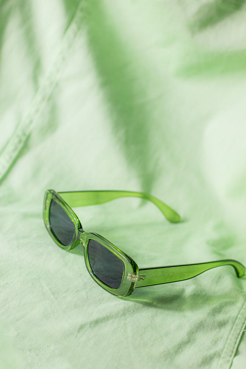 Transparent Green Rounded Rectangle 90s Look Sunglasses image 3