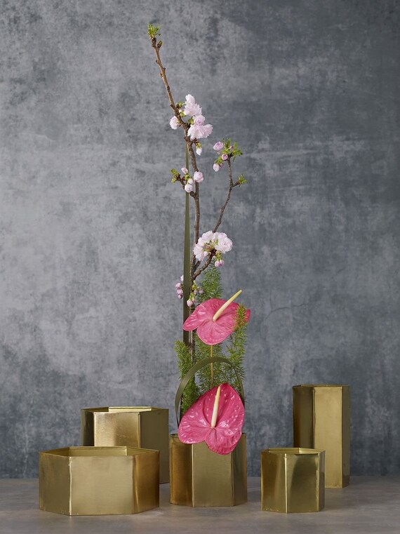 Editor Metal Vase Gold Metal Vase Decor 4x 8 Etsy