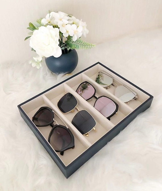  2 Pcs Eyeglasses Display Stand Acrylic Sunglasses Holder Clear  Sunglass Organizer Frame Eyewear Glasses Stand for Glasses Shop Home  Storage, 3 Tiers : Home & Kitchen