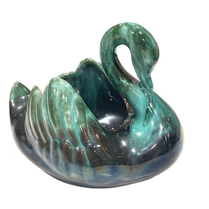 Vintage Blue Mountain Pottery Swan Planter Figurine Green Drip Glaze Bowl Canada