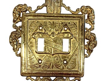 Vintage Virginia Metalcrafters Brass Double Switch Plate Ornate Heraldic Castle