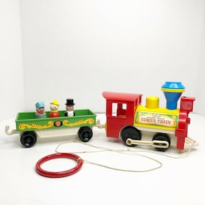 Vintage Fisher Price Little People Play Family Circus Train #991
