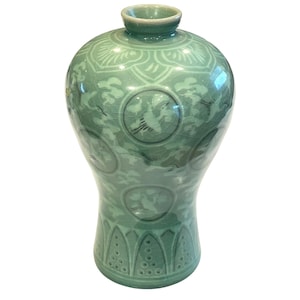 Vintage Korean Celadon Maebyeong Porcelain Vase Cranes & Clouds Crackle Glaze