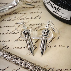 Fountain Pen Nib Earrings – Writing Jewelry for Authors and Teachers –  Gift for Writers, Calligraphy Lovers, Literary Minds - Silver Hooks