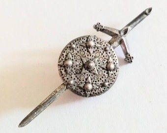 miracle kilt pin