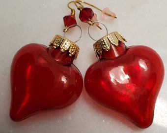 Red Heart Blown Glass Dangle earrings * red heart earrings *  red glass earrings * red heart glass jewelry * red heart jewelry * Valentines