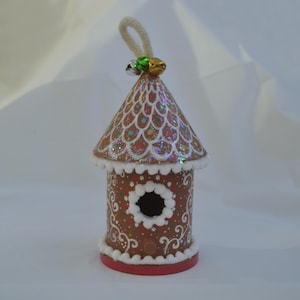 Mini peperkoek vogelhuisje