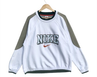 Etsy pull nike clearance
