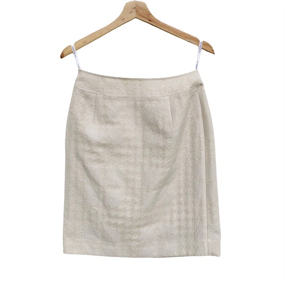 GIRLS!!! Burberry London Zipper mini skirts outfi… - image 2