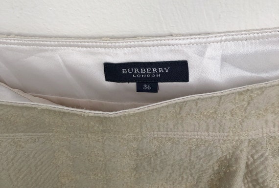 GIRLS!!! Burberry London Zipper mini skirts outfi… - image 4