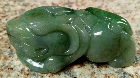 Hand carved natural green jade jadeite pi yao charm pendant 