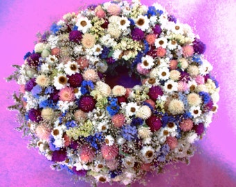 Natural wreath with sea lavender and immortelle (harvest 2023), 27 cm