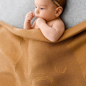 Sleepy Bear Merino Wool Baby Blanket – Knitted Personalized Blanket with Name, Soft Newborn Gift, Luxury Toddler Keepsake Throw