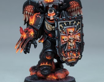 フォボスアーマーの塗装済みレイヴンガード司書、塗装済み司書