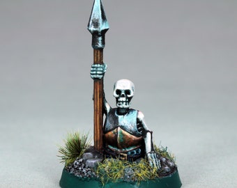 painted DnD skeleton Miniature, paint Skeleton miniature,paint Dungeons and Dragons, paint D&D miniature, spear guard, get out of the ground
