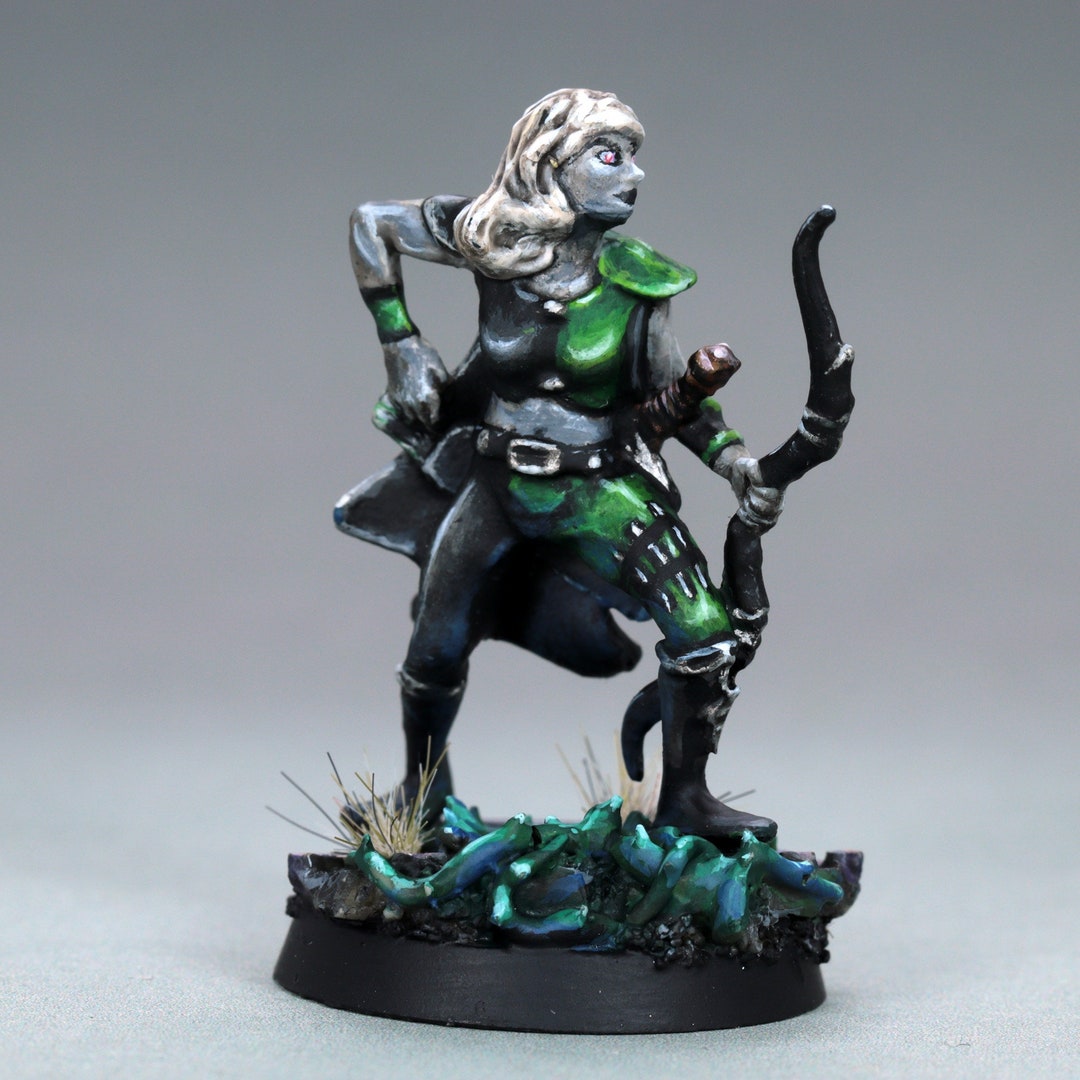 Painted Female Half Drow Miniature,paint D&D Half-drow Miniature ...