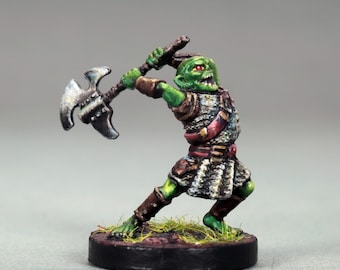 painted Goblin warrior Miniature, Painted Goblin Boss, painted dnd goblin Miniature, painted Goblin Barbarian, paint Goblin Fighter greataxe