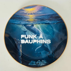 DOLPHIN PUNK dolphin plate