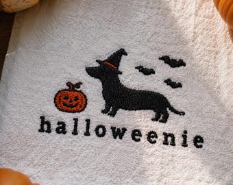 刺繍入りダックスフンド ハロウィン キッチンタオル | 面白いダックスフンドのデコレーション