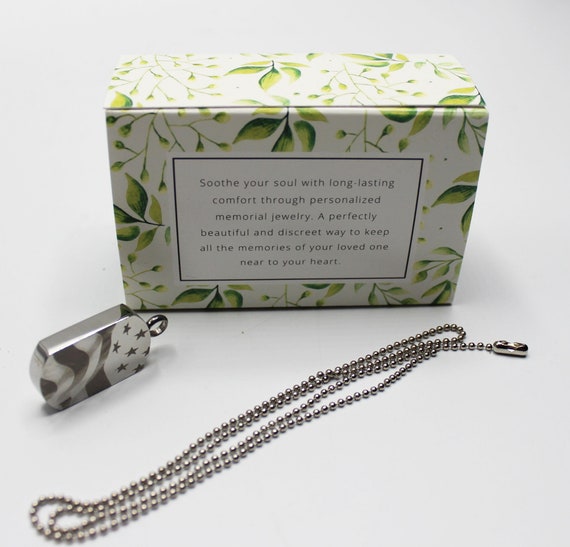 Memorial Jewelry Cremation Urn American Flag Stars Necklace Stainless Steel USA