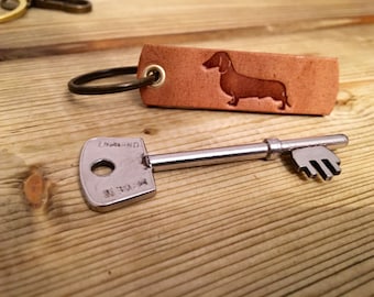 Sausage dog dachshund Leather Keychain/Keyring. Dark Tan/Gold, ( FREE GIFT WRAPPING)